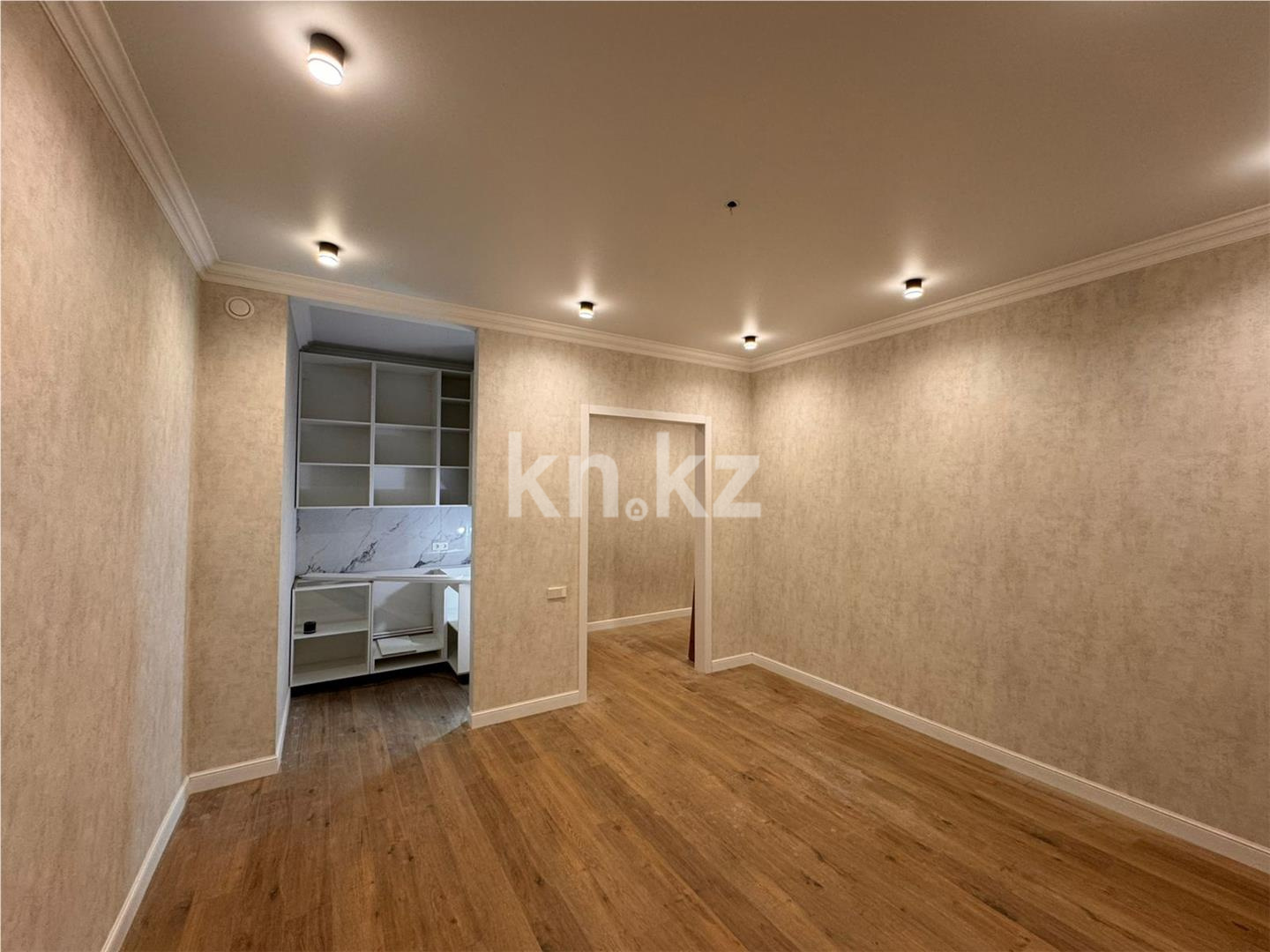 Продажа 3-комнатной квартиры, 72 м², ул. Букетова, дом  3/5 - Продажа квартир в Караганде фото 2 из 14