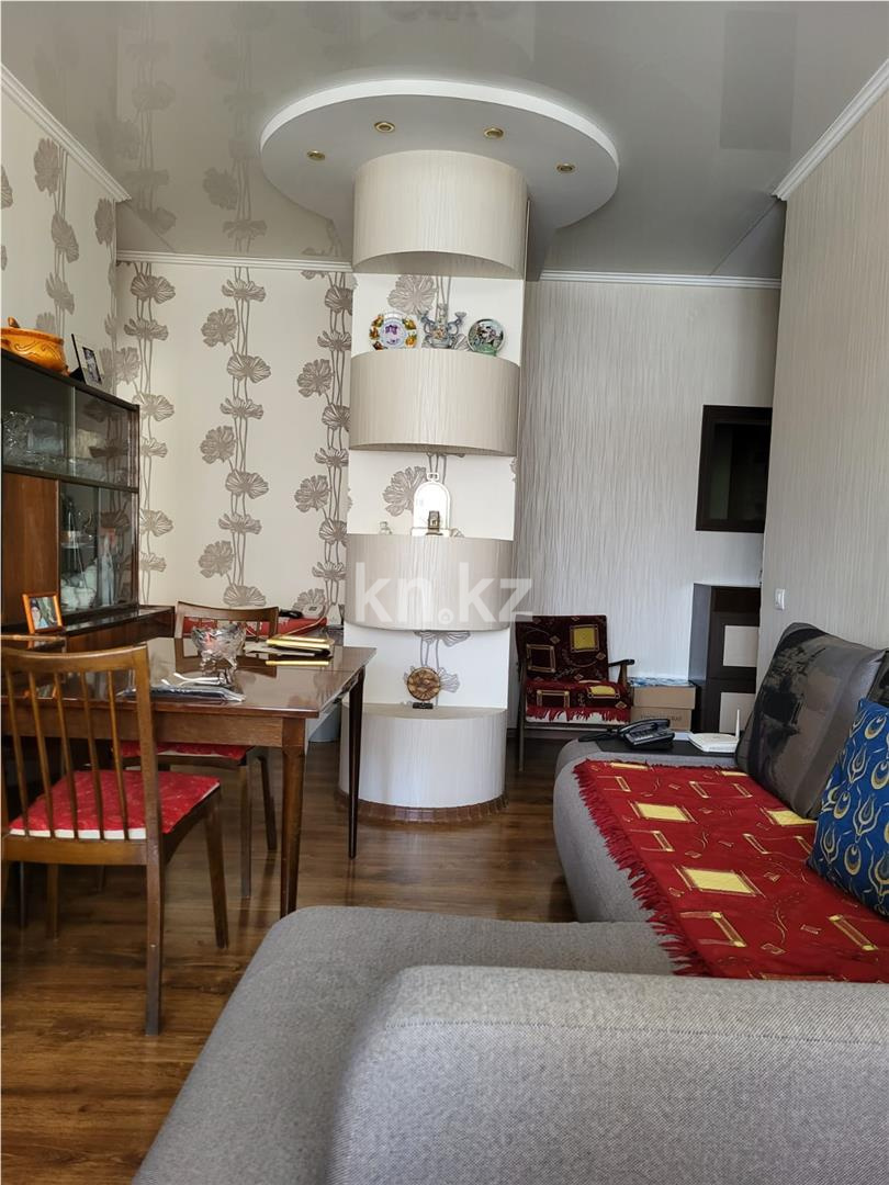 Продажа 3-комнатной квартиры, 55 м² - Продажа трехкомнатных квартир в Городе Караганды - страница 2 фото 1 из 11