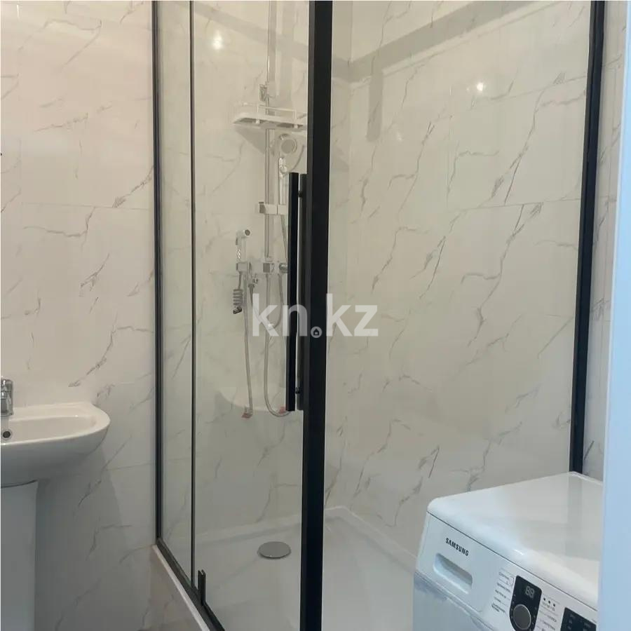 Продажа 1-комнатной квартиры, 40 м², мкр-н Голубые Пруды, дом  7/14 - Продажа  однокомнатных квартир в Караганде фото 3 из 4