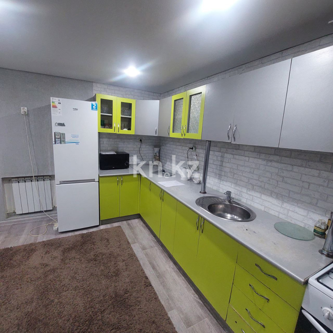 Продажа 4-комнатного дома, 76.3 м², Московская, дом  11 - Продажа квартир в Костанае фото 1 из 22