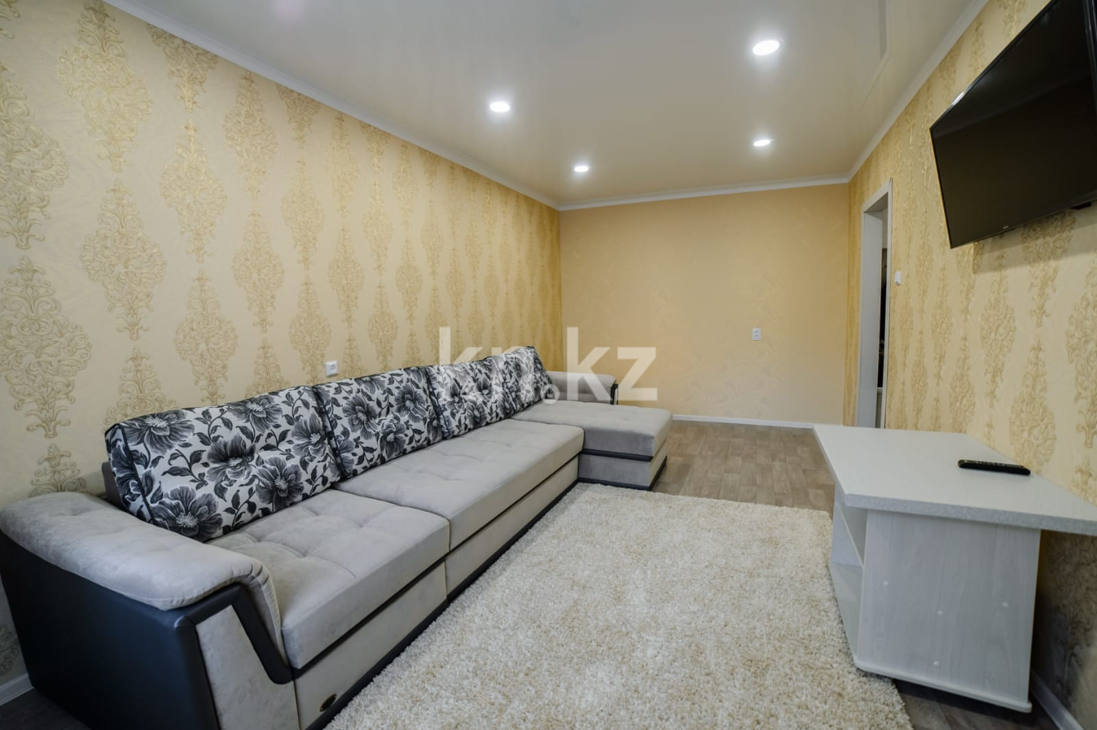 Аренда 2-комнатной квартиры посуточно, 53 м² - Недвижимость в Темиртау - страница 9 фото 5 из 38