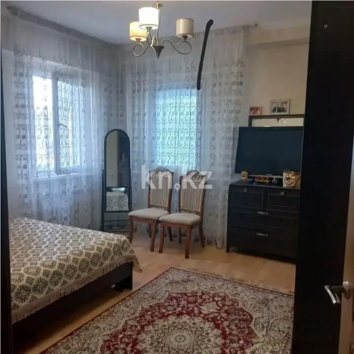 Продажа 4-комнатной квартиры, 104 м², ул. Аманжолова, дом  26/2 в Астане - фото 3