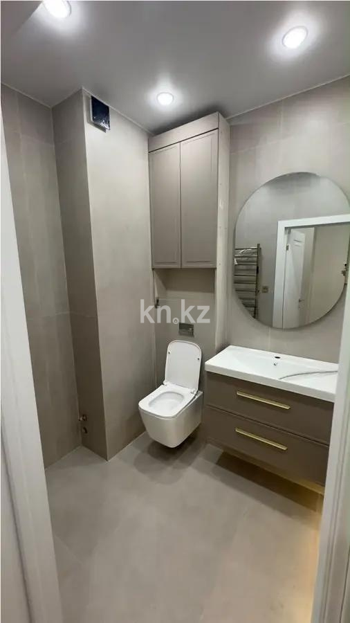 Продажа 2-комнатной квартиры, 40.7 м² в Алматы - фото 3