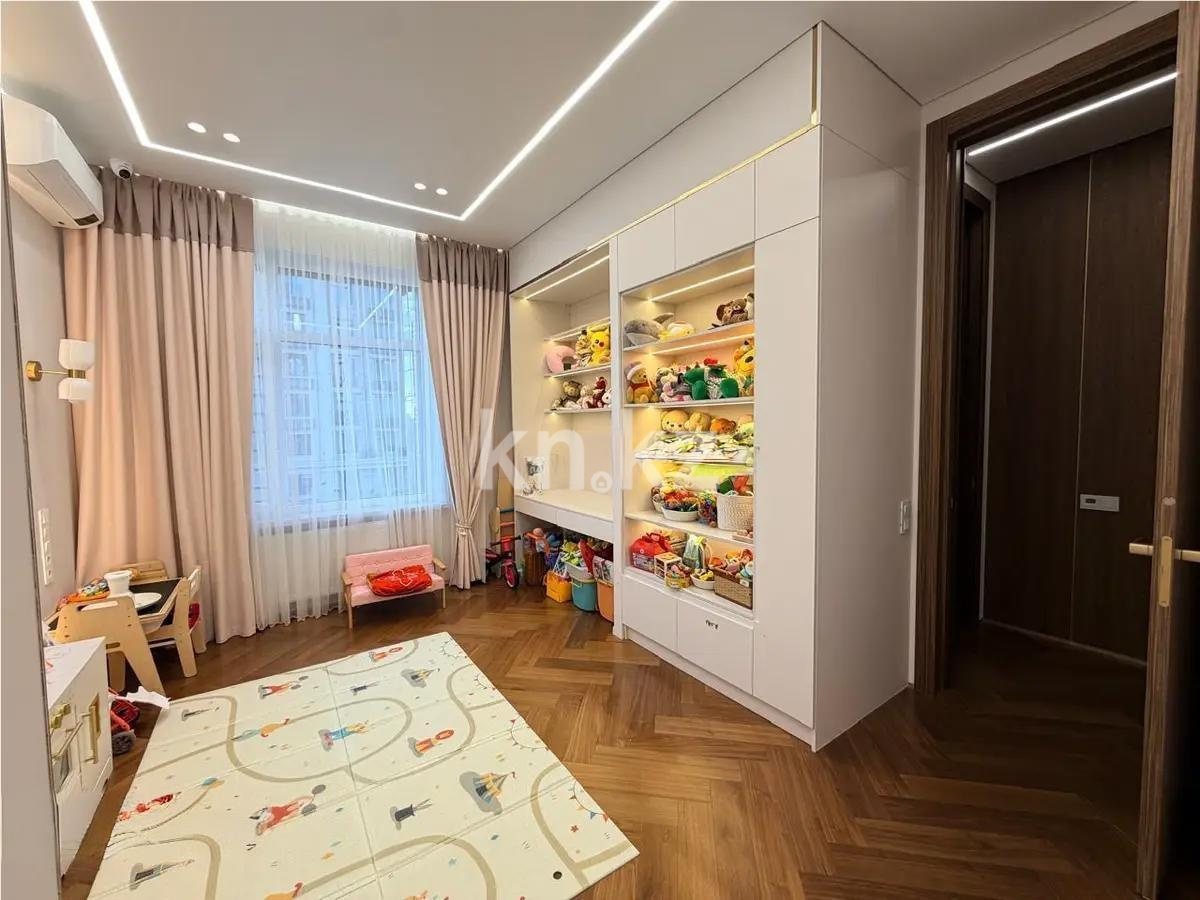 Продажа 4-комнатной квартиры, 130 м² - Продажа  четырехкомнатных квартир в новостройках Астаны фото 3 из 6