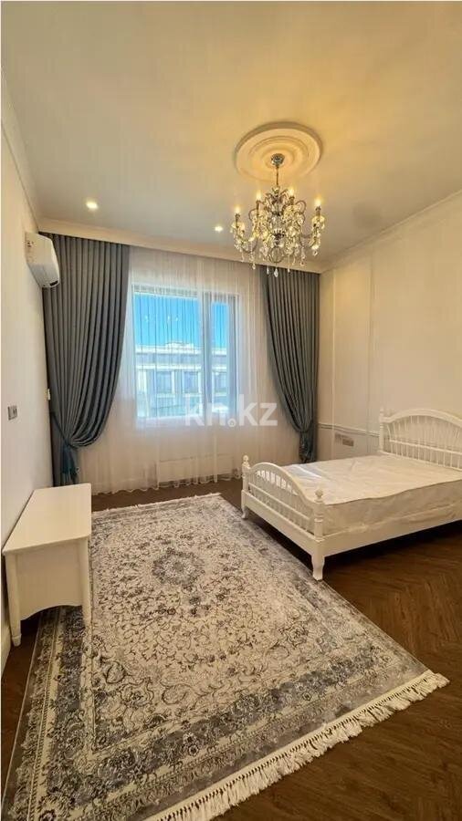 Продажа 3-комнатной квартиры, 246 м² в Астане - фото 2