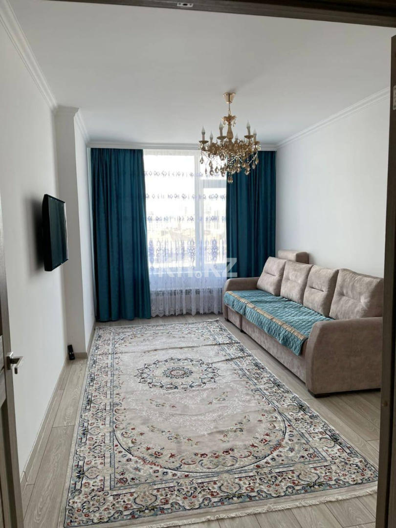 Аренда 1-комнатной квартиры, 40 м², ул. Онгарсыновой, дом  6 - Аренда квартиры помесячно в Астане фото 1 из 2