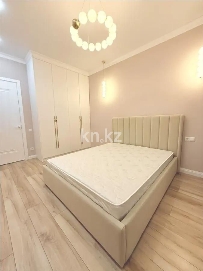 Продажа 2-комнатной квартиры, 40 м², пр. Аль-Фараби, дом  7/3 в Астане - фото 3