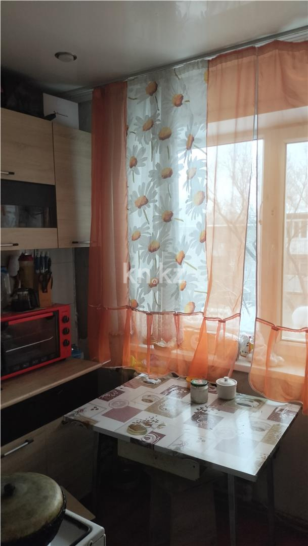 Продажа 2-комнатной квартиры, 46 м², мкр-н 12 - Продажа жилой и коммерческой недвижимости в Караганде фото 6 из 11