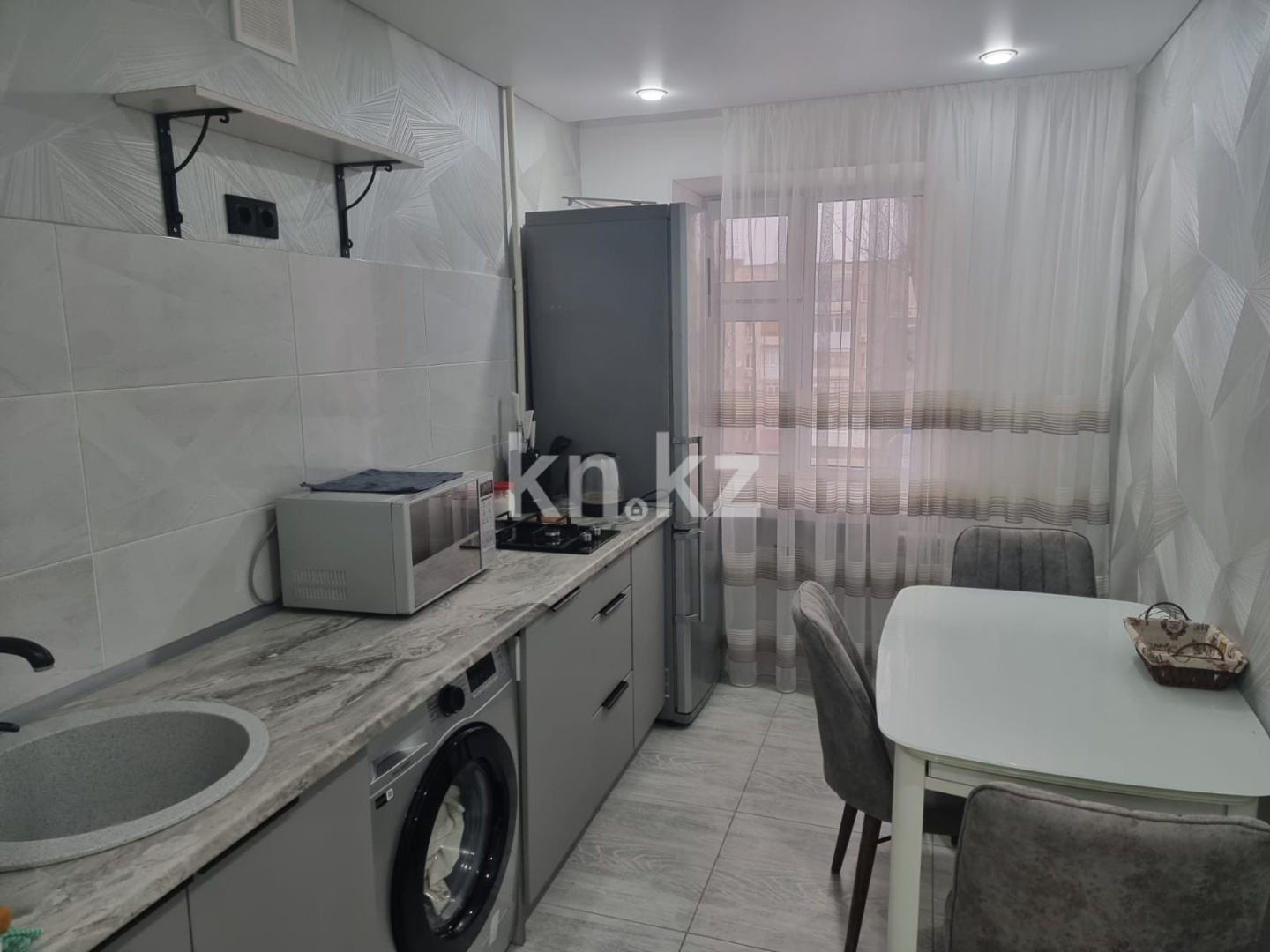 Аренда 2-комнатной квартиры посуточно, 52 м² - Недвижимость в Уральске - страница 3 фото 2 из 5