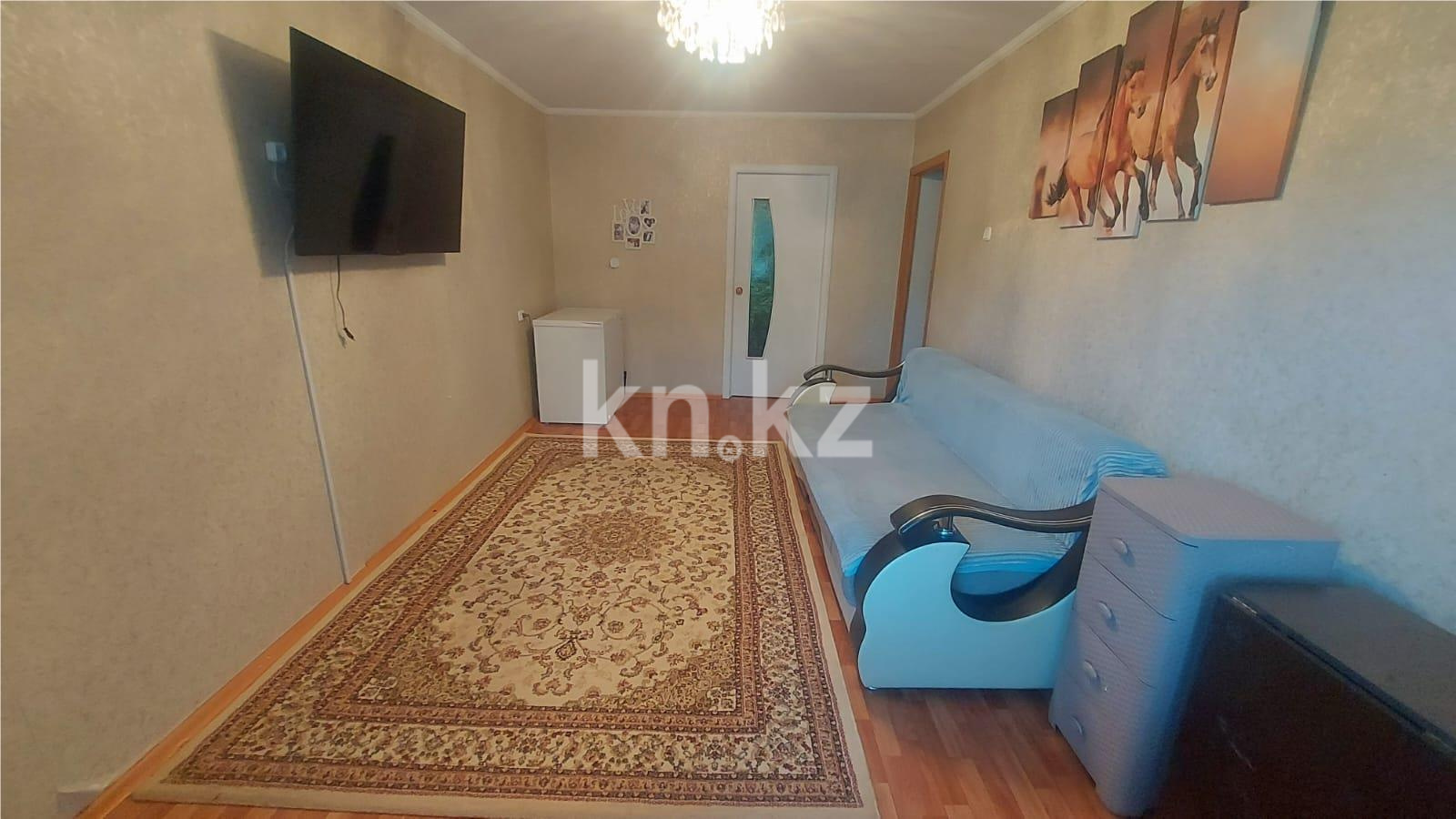 Продажа 2-комнатной квартиры, 44 м², мкр-н 17 - Продажа квартир в Караганде фото 1 из 11