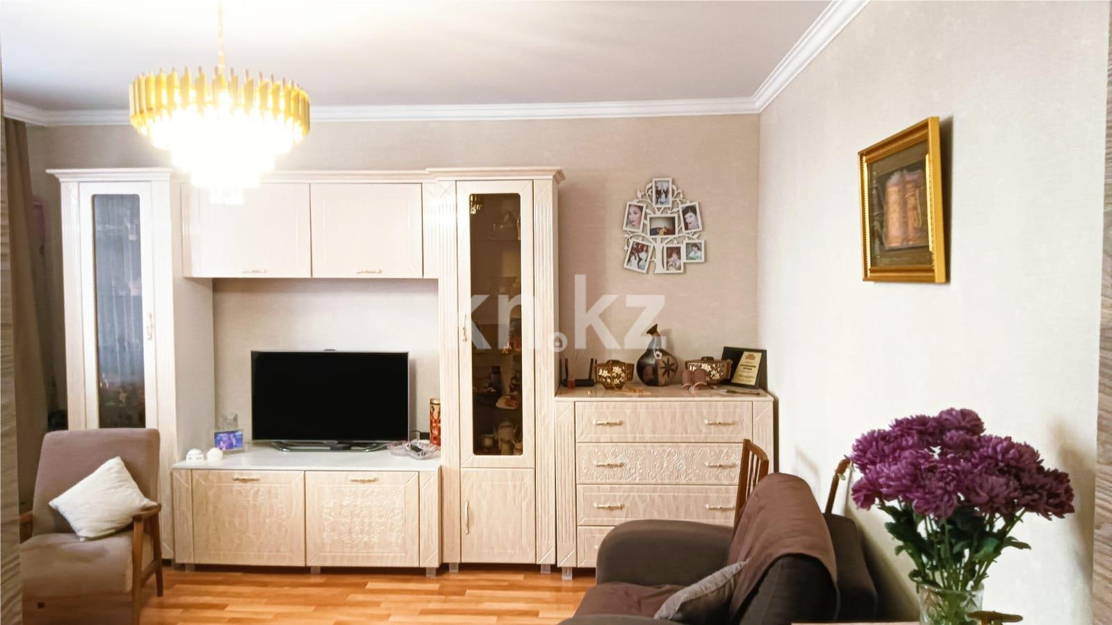 Продажа 2-комнатной квартиры, 50 м², пр. Республики, дом  30/2 - Продажа  двухкомнатных квартир в Караганде фото 1 из 29