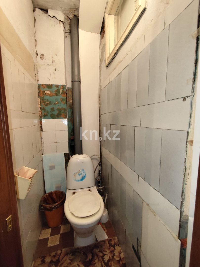 Продажа 3-комнатной квартиры, 51.5 м², ул. Оракбаева, дом  35 - Продажа жилой и коммерческой недвижимости в Уральске фото 11 из 12