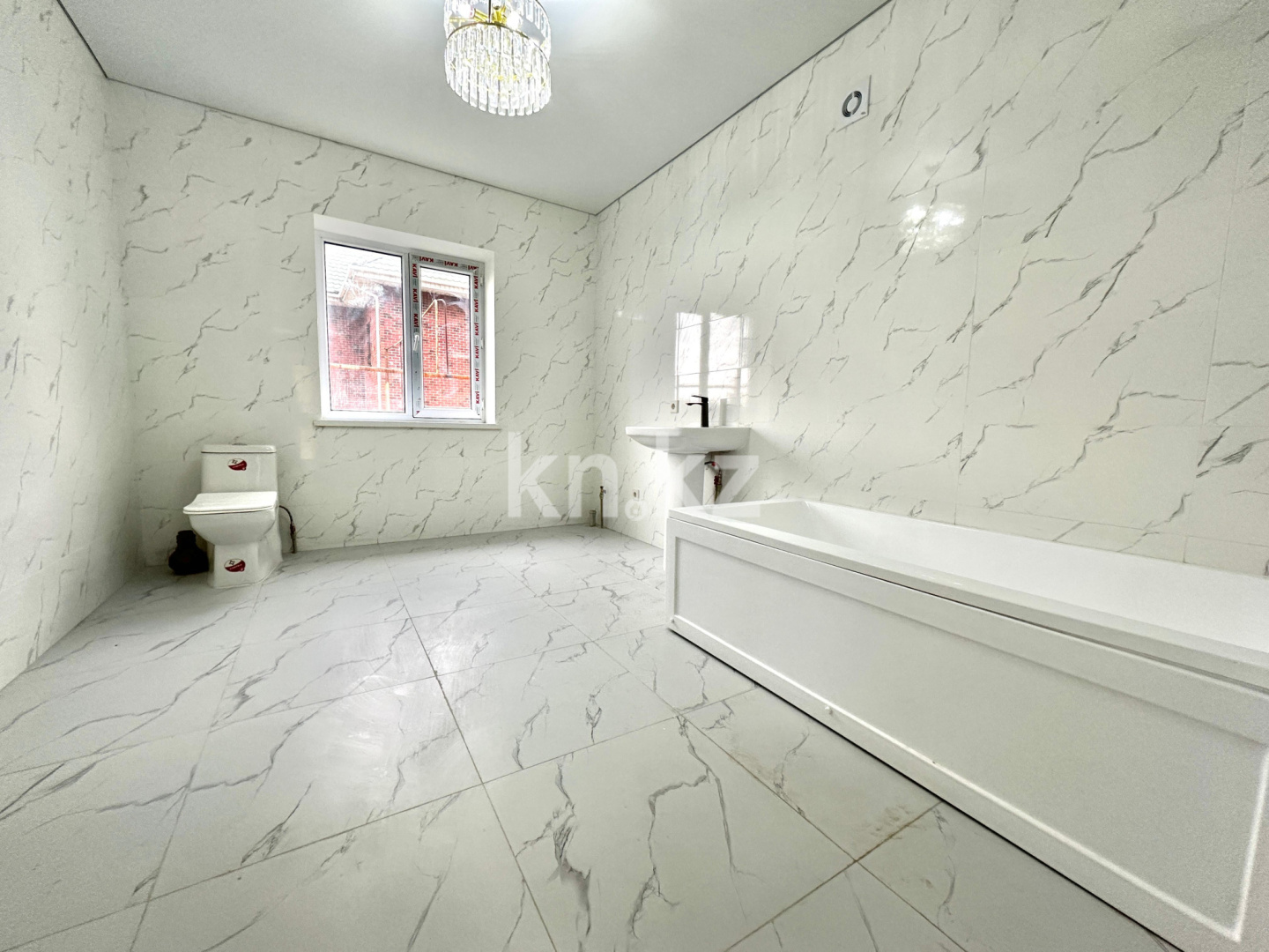 Продажа 5-комнатного дома, 190 м², ул. Енбек, дом  19 - Продажа домов, коттеджей в Алматы без посредников фото 17 из 32