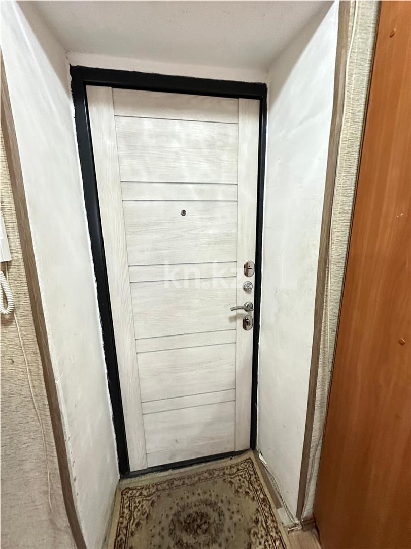Продажа 1-комнатной квартиры, 32 м², 23 мкр. - Продажа  однокомнатных квартир в Караганде с фото фото 11 из 13