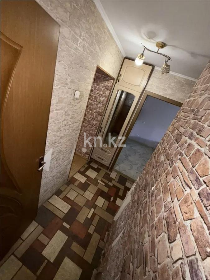 Продажа 3-комнатной квартиры, 60 м², мкр-н 23, дом  8 в Караганде - фото 6
