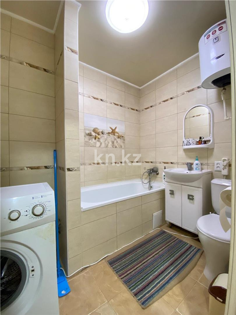 Продажа 3-комнатной квартиры, 48 м² - Продажа квартир в Караганде - страница 2 фото 12 из 16