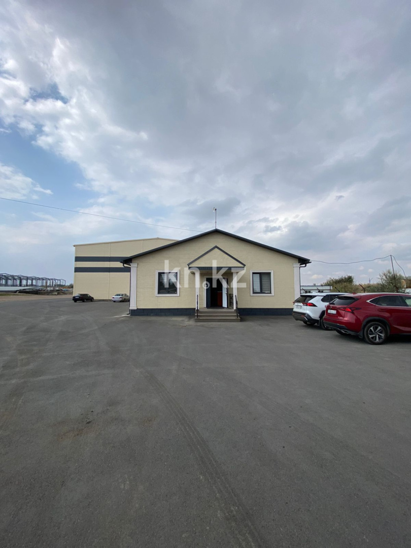 Аренда , 3400 м², Макатаева, дом  2 - Аренда жилой и коммерческой недвижимости в Алматинской области фото 1 из 10