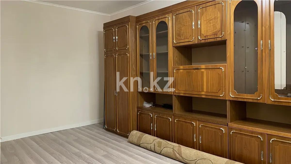Продажа 1-комнатной квартиры, 33 м², ул. Ауэзова, дом  64/4 - Продажа квартир в Алматы фото 1 из 5
