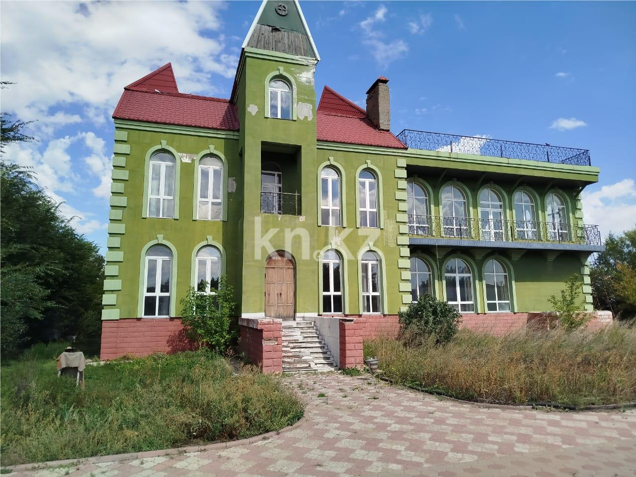 Продажа 10-комнатного дома, 904 м², Корниенко, дом  2 - Продажа домов, коттеджей в Казахстане фото 1 из 54