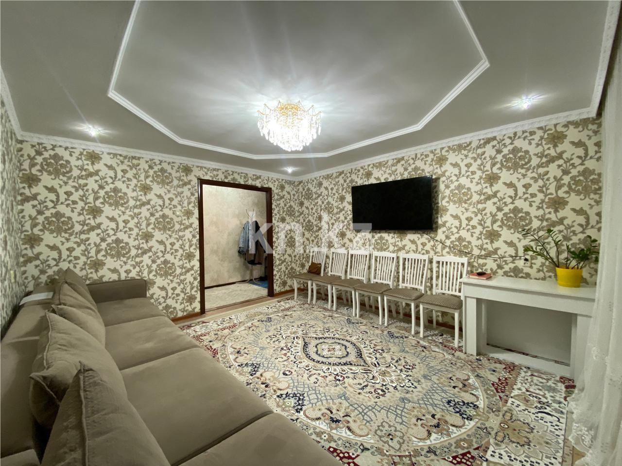 Продажа 4-комнатной квартиры, 71 м² - Продажа четырехкомнатных квартир в кирпичном доме в Караганде - страница 4 фото 2 из 13