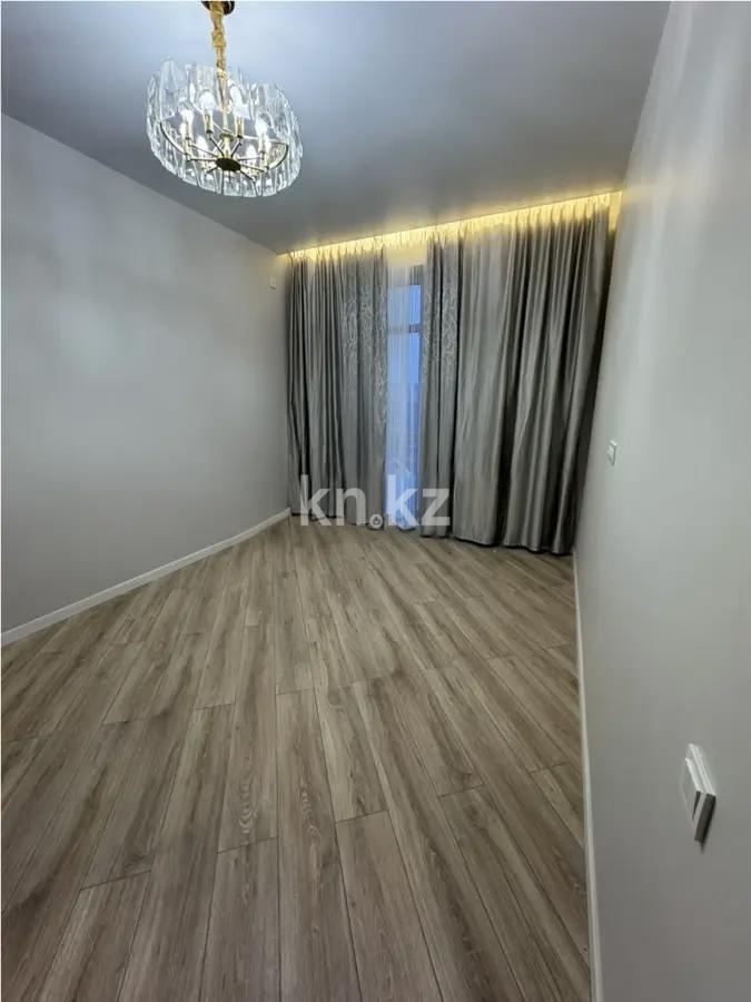 Продажа 1-комнатной квартиры, 37 м², ул. А-52, дом  4/1 в Астане