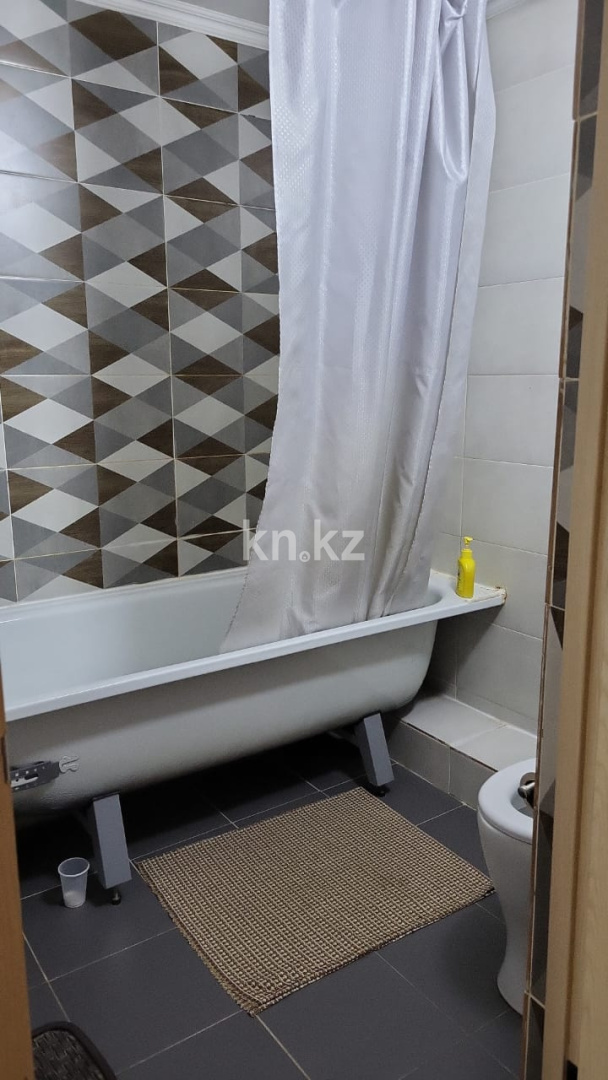 Аренда 1-комнатной квартиры посуточно, 27 м², пр. Абая, дом  90 - Гагарина - Аренда  однокомнатных квартир посуточно в Алматы фото 4 из 4