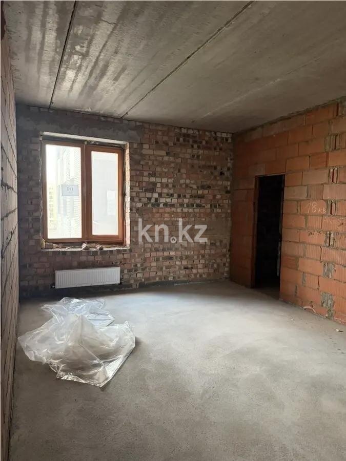 Продажа 4-комнатной квартиры, 155.8 м² в Астане - фото 4