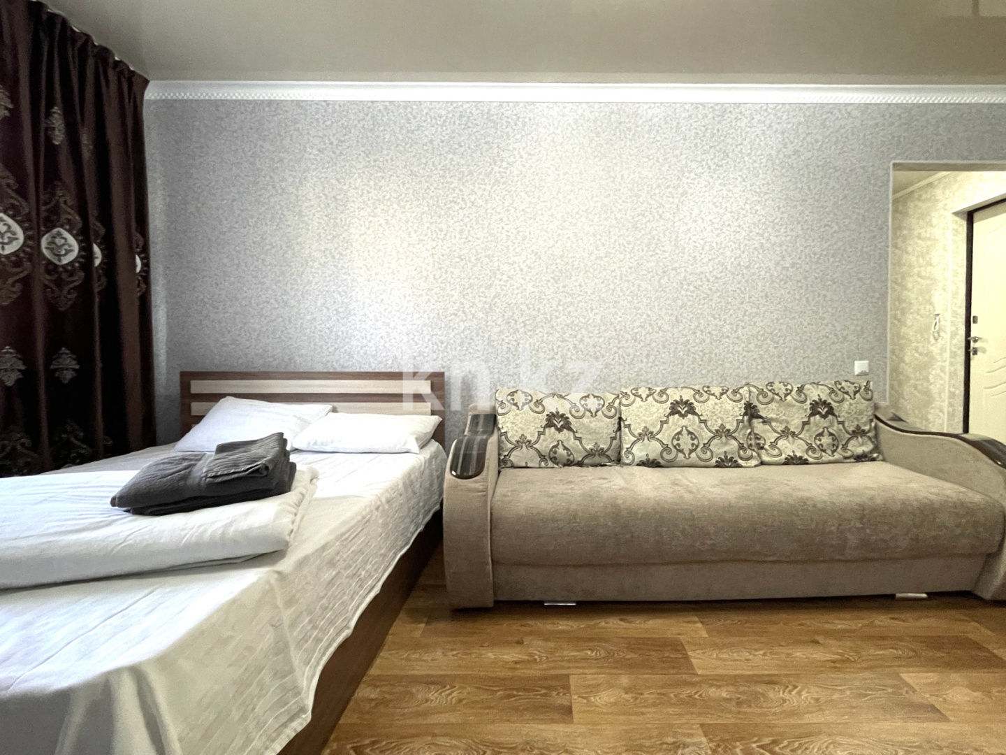 Аренда 1-комнатной квартиры посуточно, 1 м², Абая, дом  68 - Аренда квартир посуточно в Петропавловске фото 3 из 9