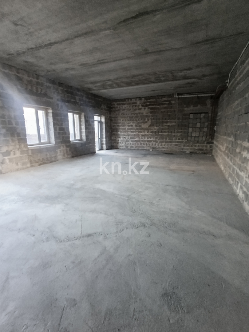 Продажа помещения, 120 м² - Продажа офисных и торговых помещений в Караганде фото 2 из 9