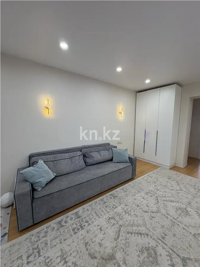 Продажа 3-комнатной квартиры, 62.3 м² - Продажа квартир в блочном доме в Алматы фото 1 из 5