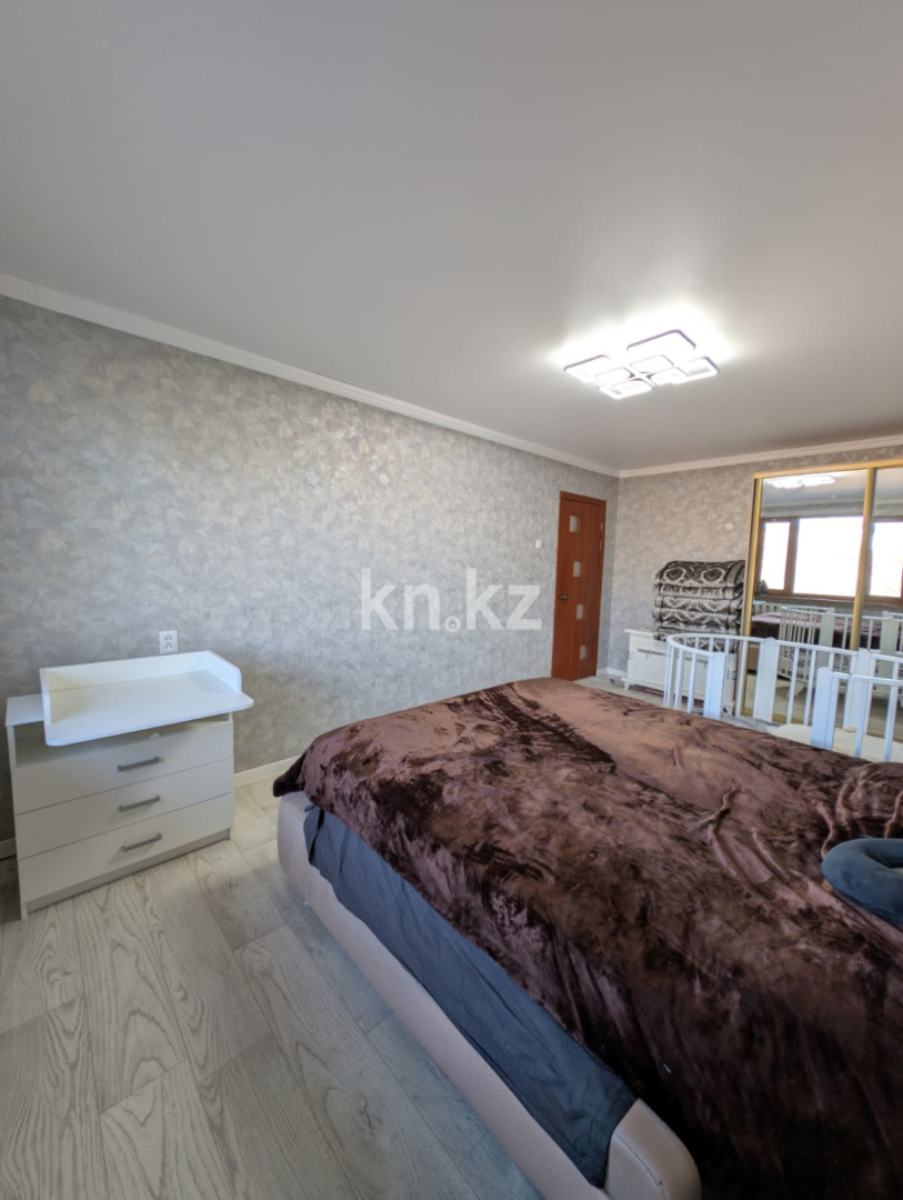 Продажа 3-комнатной квартиры, 62.4 м² в Уральске - фото 5