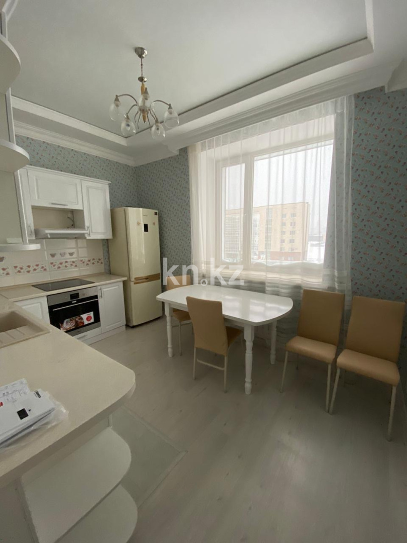 Аренда 2-комнатной квартиры, 72 м² в Астане