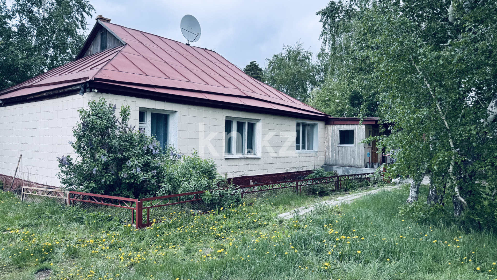 Продажа 6-комнатного дома, 130 м², Кенжетаева, дом  104 - Продажа и аренда недвижимости в Акколе фото 1 из 2
