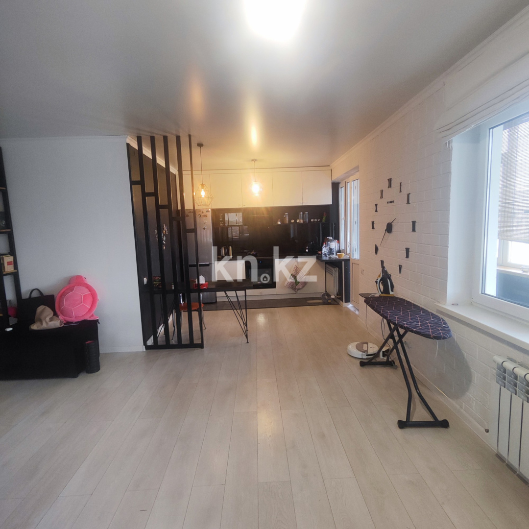 Продажа 1-комнатной квартиры, 65 м², ул. Навои в Алматы - фото 2