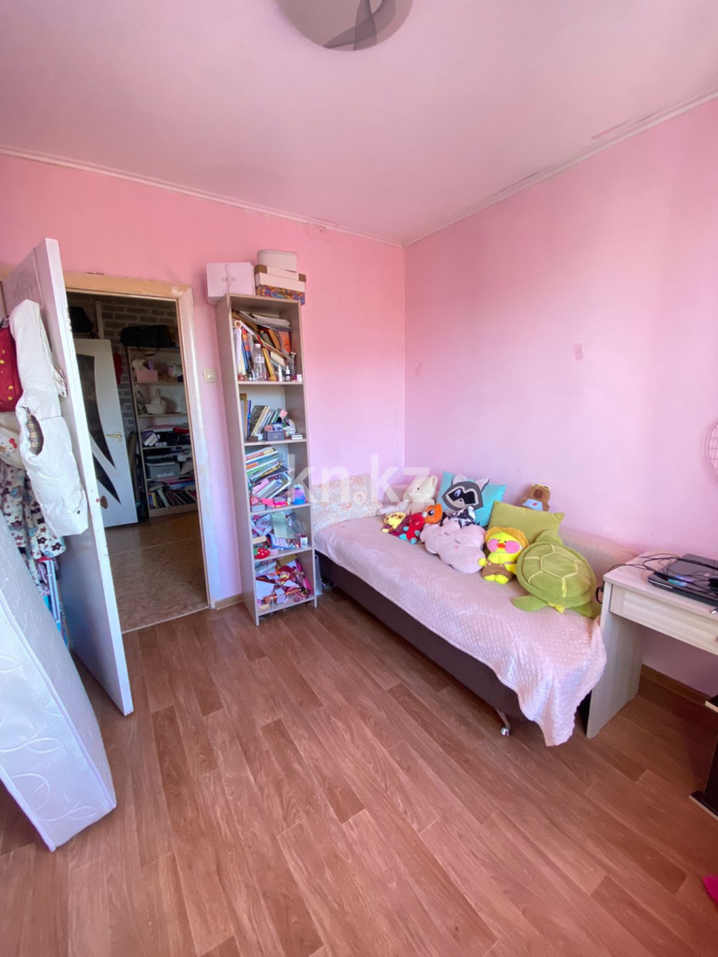 Продажа 3-комнатной квартиры, 64 м², мкр-н Гульдер-1, дом  9 в Караганде - фото 4