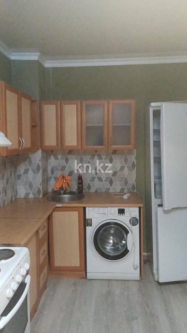 Аренда 2-комнатной квартиры, 42 м² в Астане