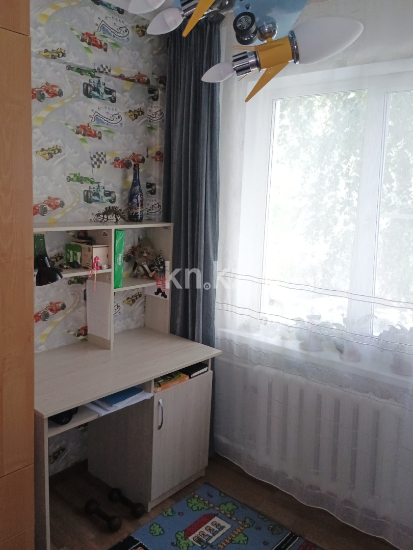 Продажа 3-комнатной квартиры, 70 м², ул. Карбышева, дом  34 - Продажа  трехкомнатных квартир в Усть-Каменогорске фото 8 из 18