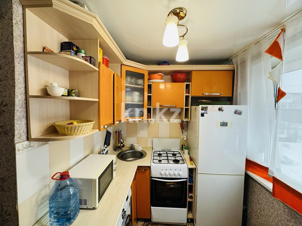 Продажа 2-комнатной квартиры, 44.7 м², мкр-н 15, дом  9 - Продажа квартир в Караганде фото 2 из 11