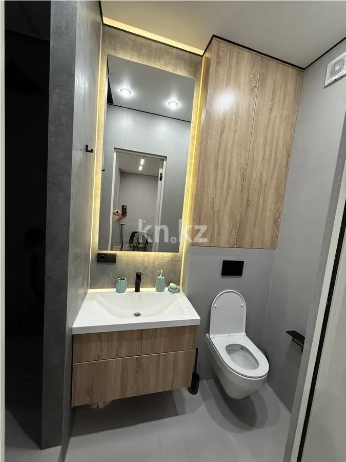 Продажа 2-комнатной квартиры, 55 м², пр. Абая, дом  118 в Алматы - фото 4