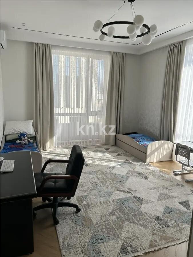 Продажа 4-комнатной квартиры, 133 м² в Алматы - фото 3