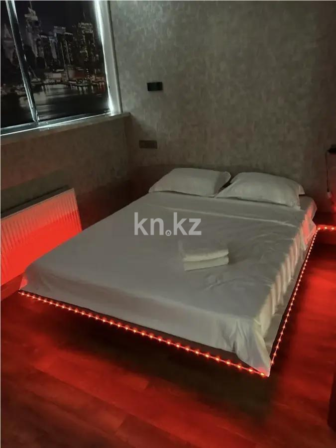 Продажа 1-комнатной квартиры, 52 м², ул. Шаляпина, дом  1/18 в Алматы - фото 2