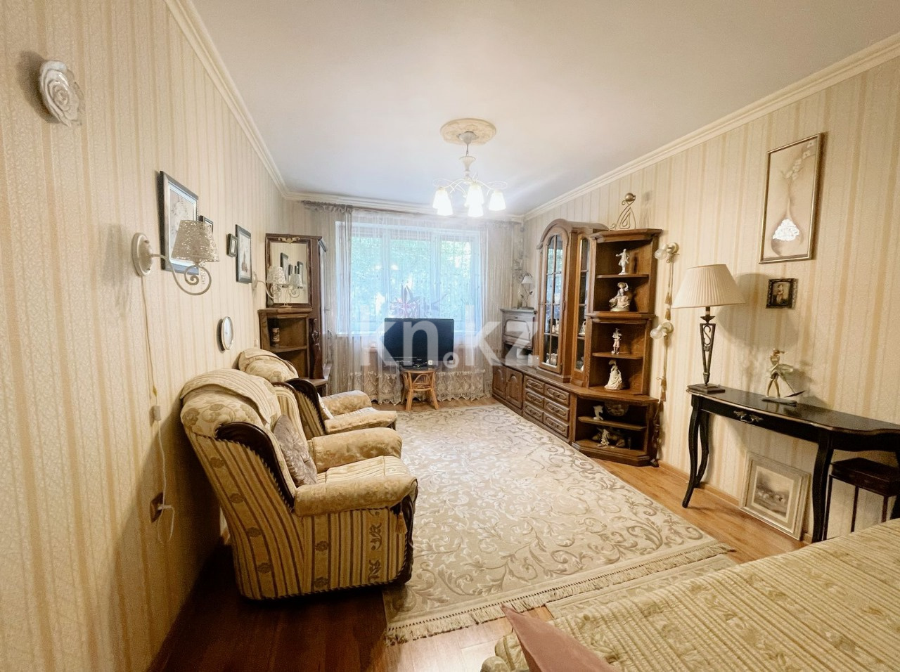 Продажа 2-комнатной квартиры, 53 м², мкр-н Самал-1, дом  13 - ул. Мендикулова в Алматы - фото 3