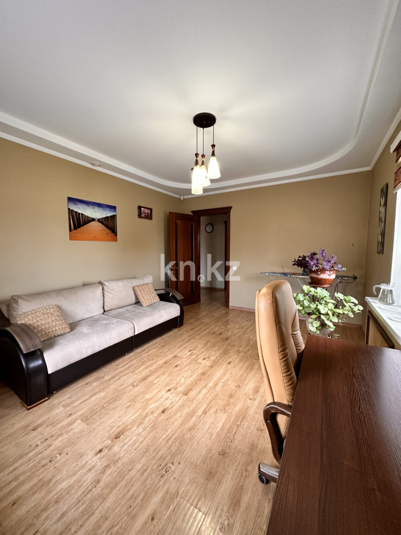 Продажа 6-комнатного дома, 316 м² - Продажа домов, коттеджей в Караганде на Юго-Востоке фото 10 из 40