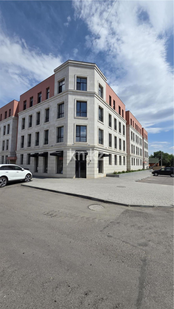 Продажа 2-комнатной квартиры, 60 м² - Продажа двухкомнатных квартир в Караганде - страница 2 фото 1 из 8