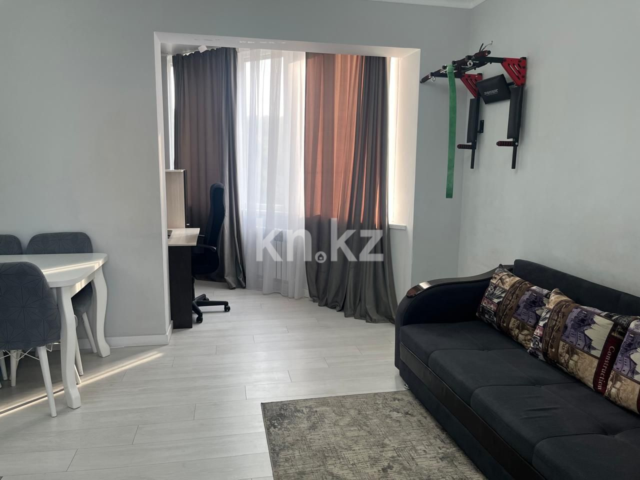 Аренда 3-комнатной квартиры, 80 м² - Аренда квартир помесячно в Алматы фото 2 из 16