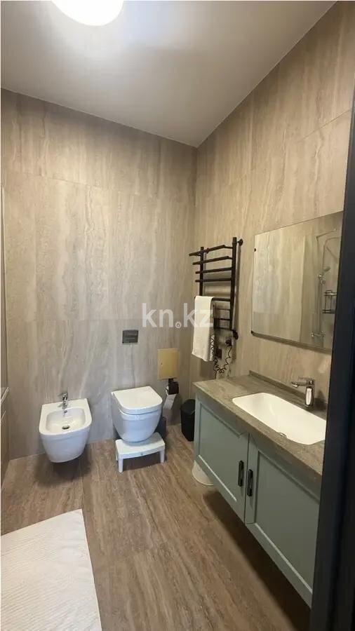 Продажа 2-комнатной квартиры, 78 м² в Алматы - фото 4