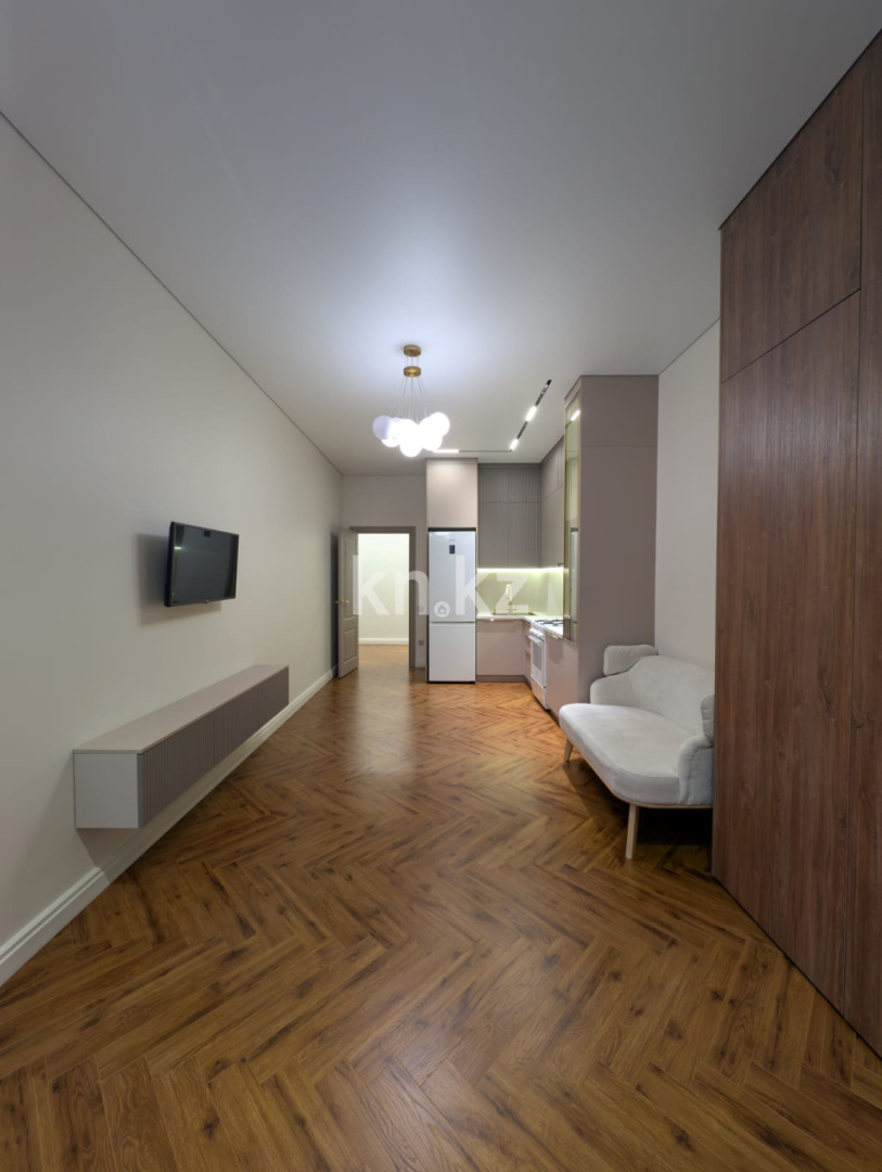 Продажа 2-комнатной квартиры, 80.3 м² - Продажа жилой и коммерческой недвижимости в Уральске фото 10 из 26