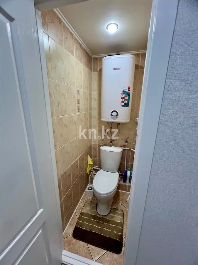 Продажа 3-комнатной квартиры, 72 м², пр. Строителей, дом  11/1 в Караганде - фото 5