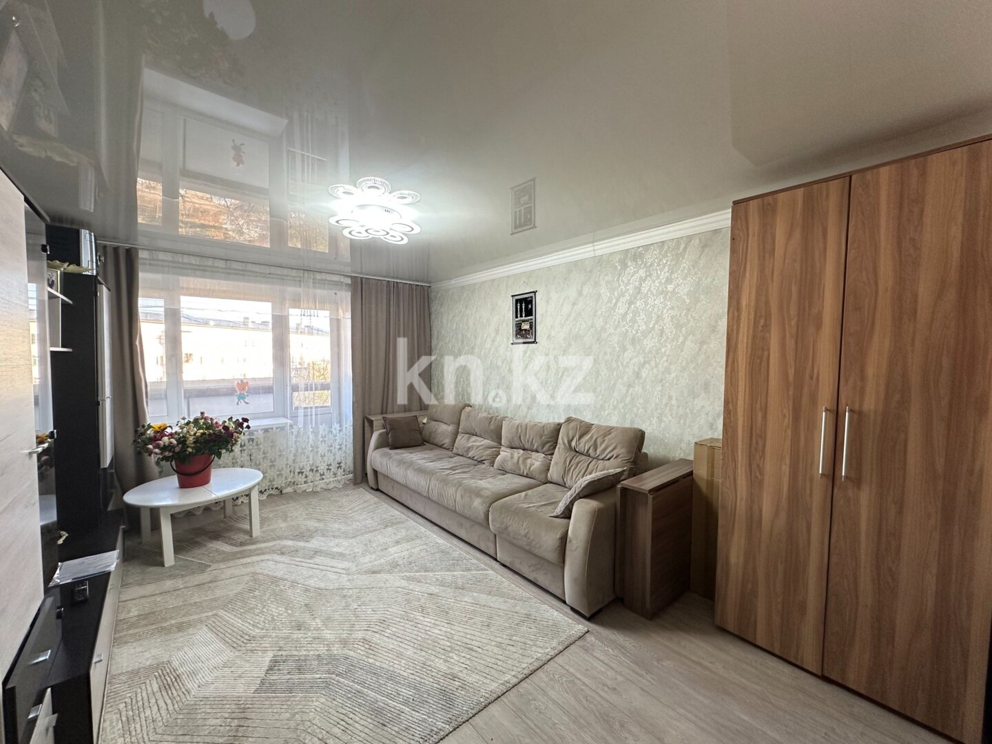 Продажа 4-комнатной квартиры, 86.9 м² в Караганде - фото 3