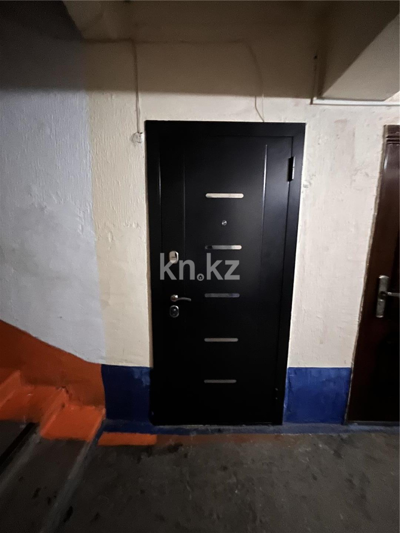 Продажа 3-комнатной квартиры, 58 м², мкр-н 14, дом  16 в Караганде - фото 13